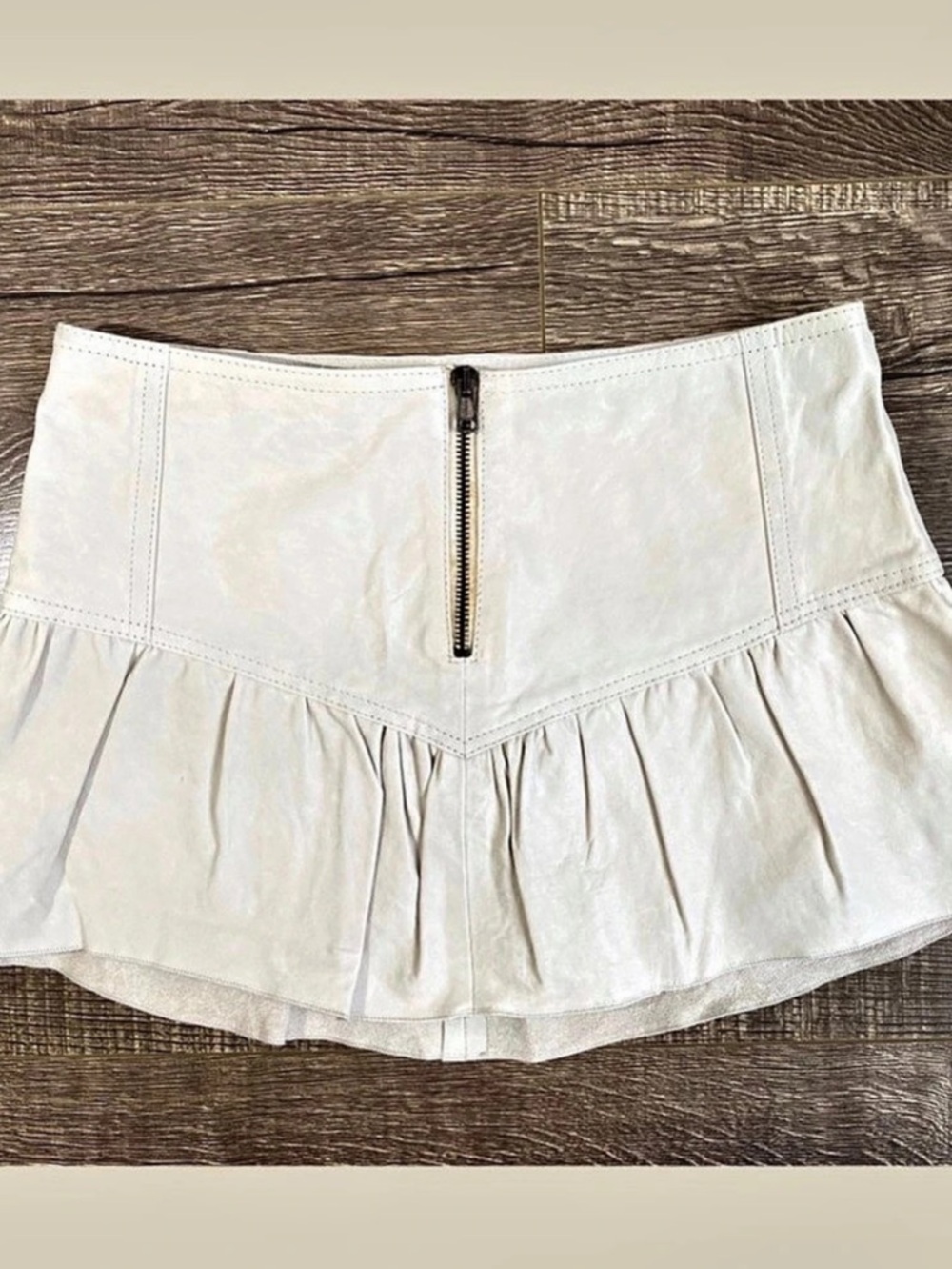 Vintage Earl Jeans 100% Leather Ruffle Mini Skirt XS Small Y2K - Unworn!